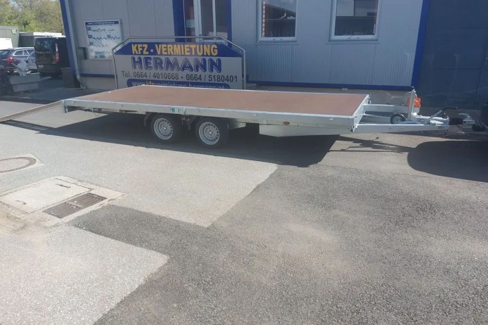 KFZ-Vermietung Hermann Autotransporter Eduard 3,5 t